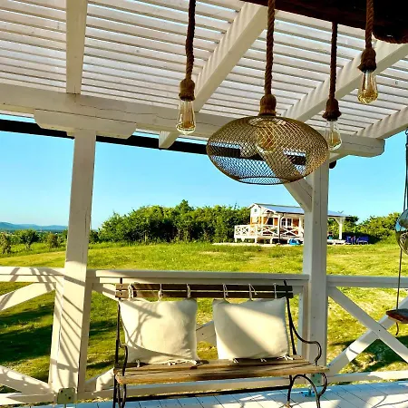 Arty House With Huge Terrace At Lake Balaton בית נופש *