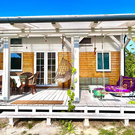 Arty House With Huge Terrace At Lake Balaton בית נופש *