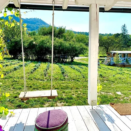 Arty House With Huge Terrace At Lake Balaton בית נופש Kisapati